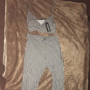 2 piece checkered set